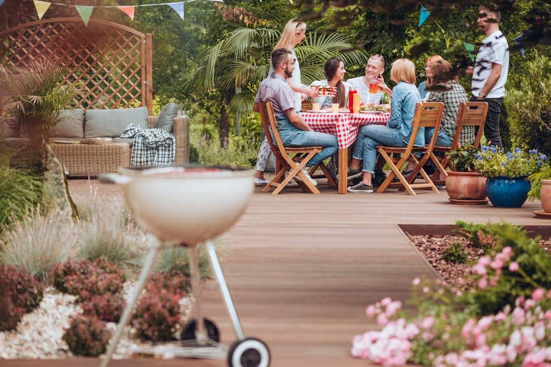 Votre terrasse pas chère en 2025 : Le guide ultime pour un extérieur rêvé sans se ruiner avec ancdalle.fr